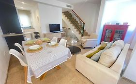 Azahar Centre Apartment & Parking